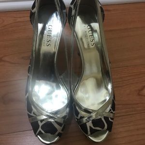 Guess Open Toe Pumps